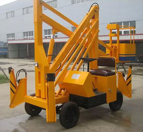 曲臂式升降機(jī)